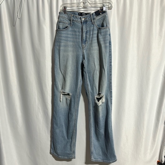 HOLLISTER Ultra High-Rise Dad Jean Size 3s - Picture 1 of 5